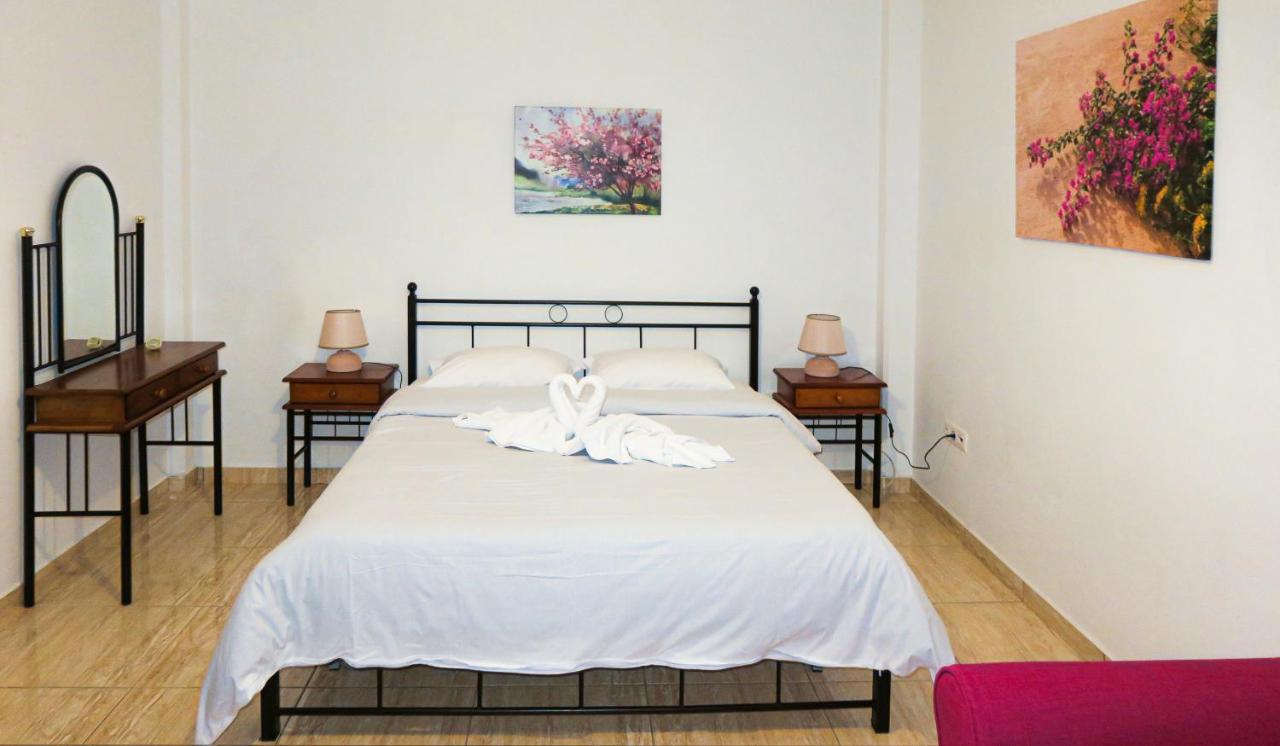 Kallisti Apartments Skiathos by Eksteriør billede